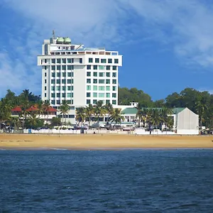 Hotel The Quilon And Convention Center *****